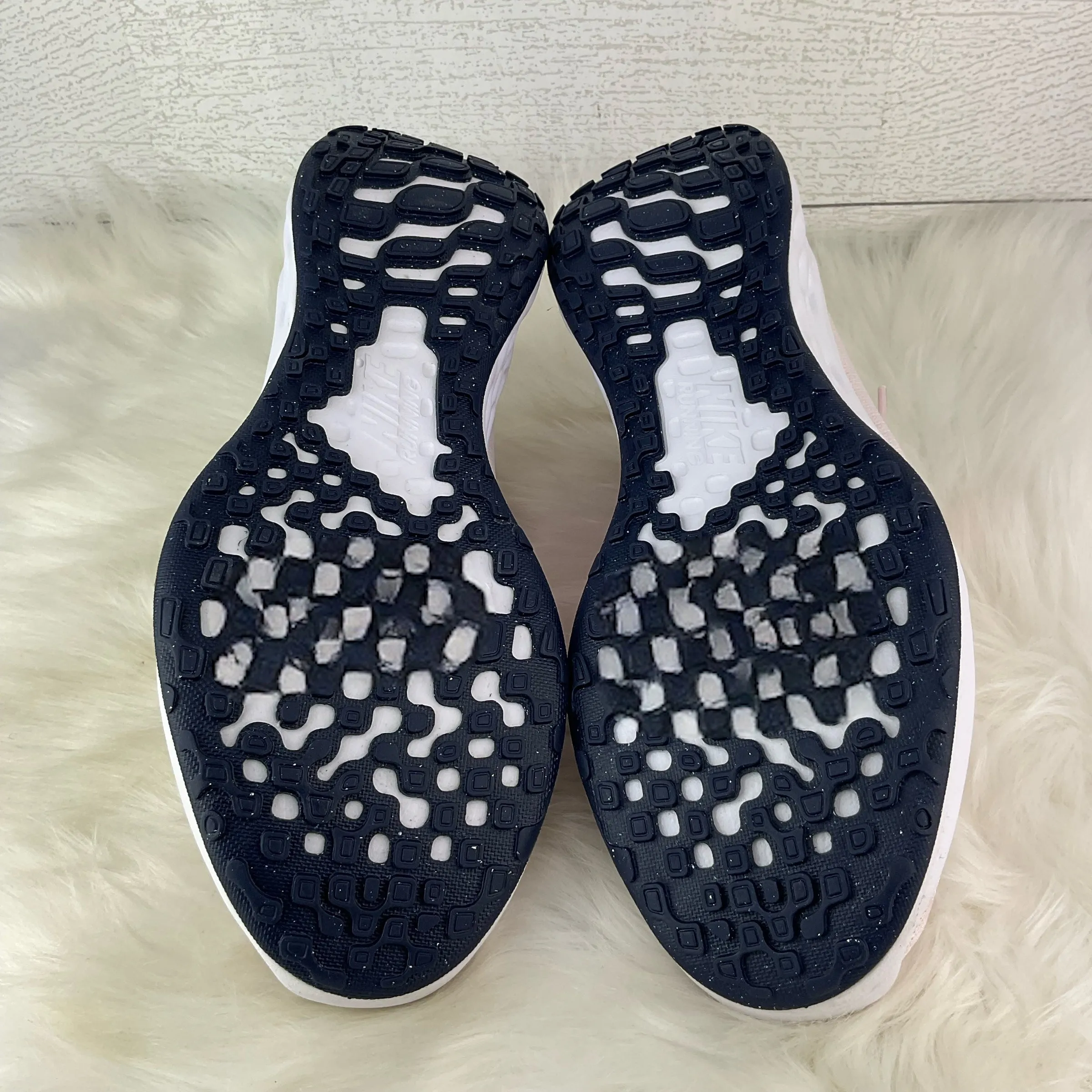Shoes Athletic By Nike  Size: 11 nike