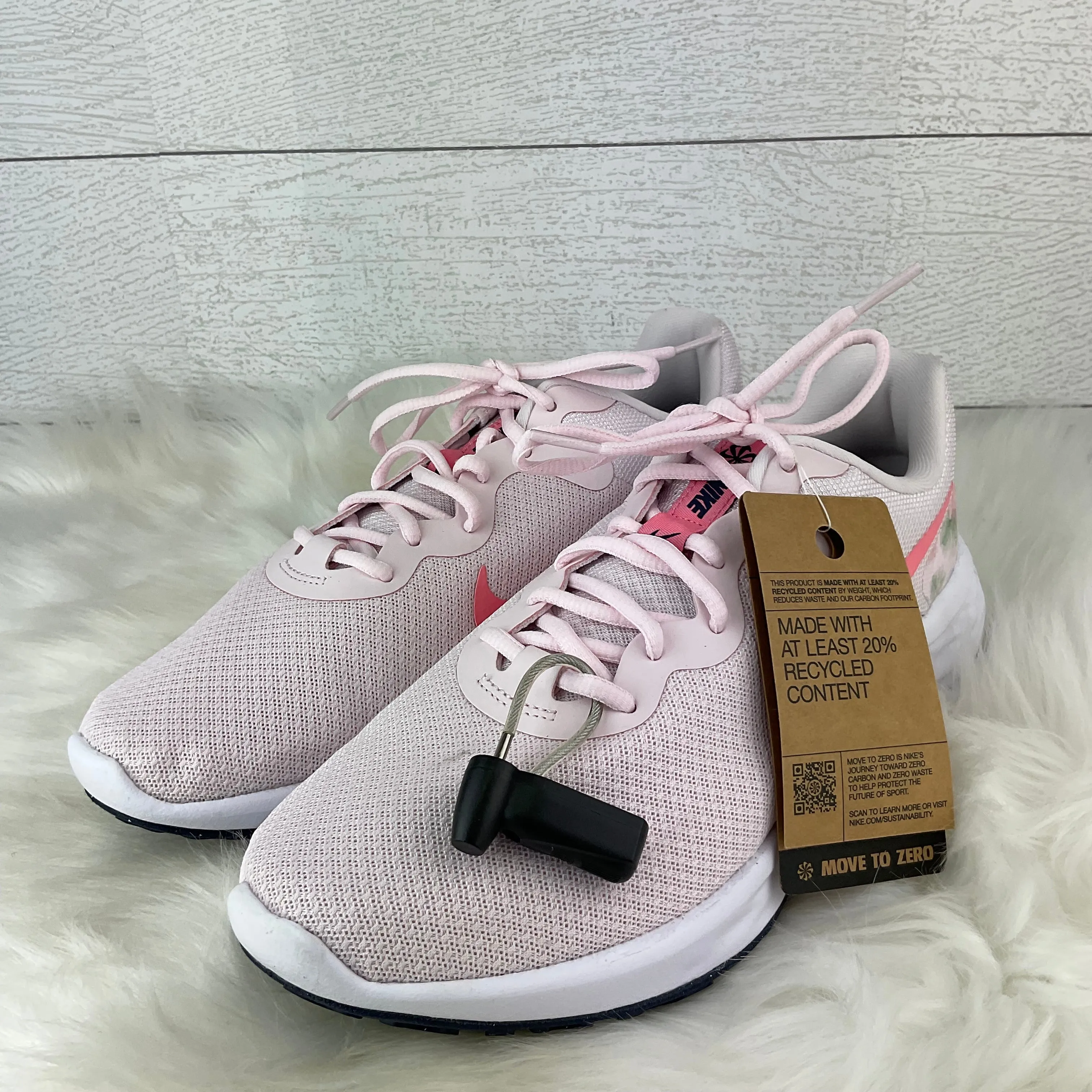 Shoes Athletic By Nike  Size: 11 nike