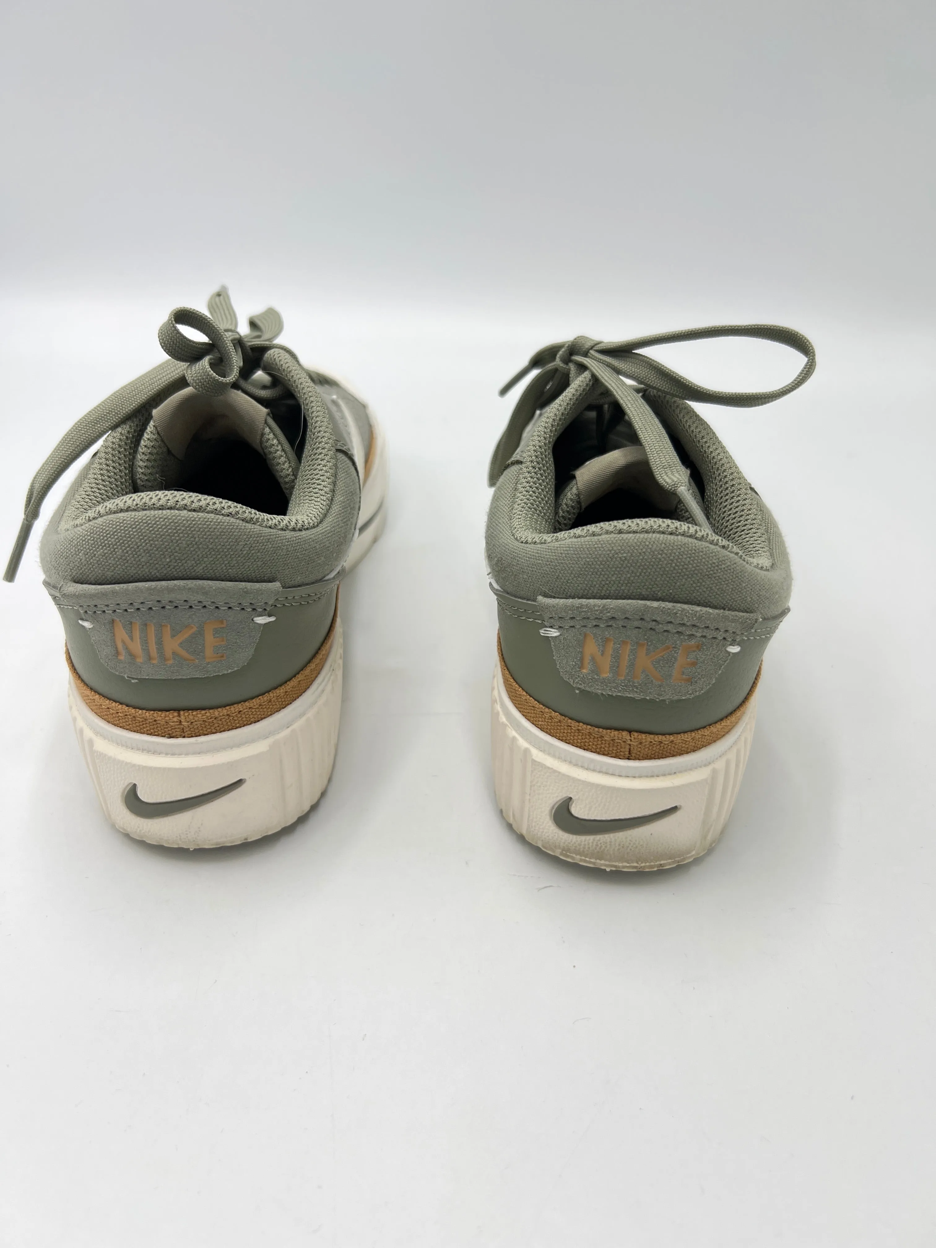 Shoes Athletic By Nike  Size: 7 nike