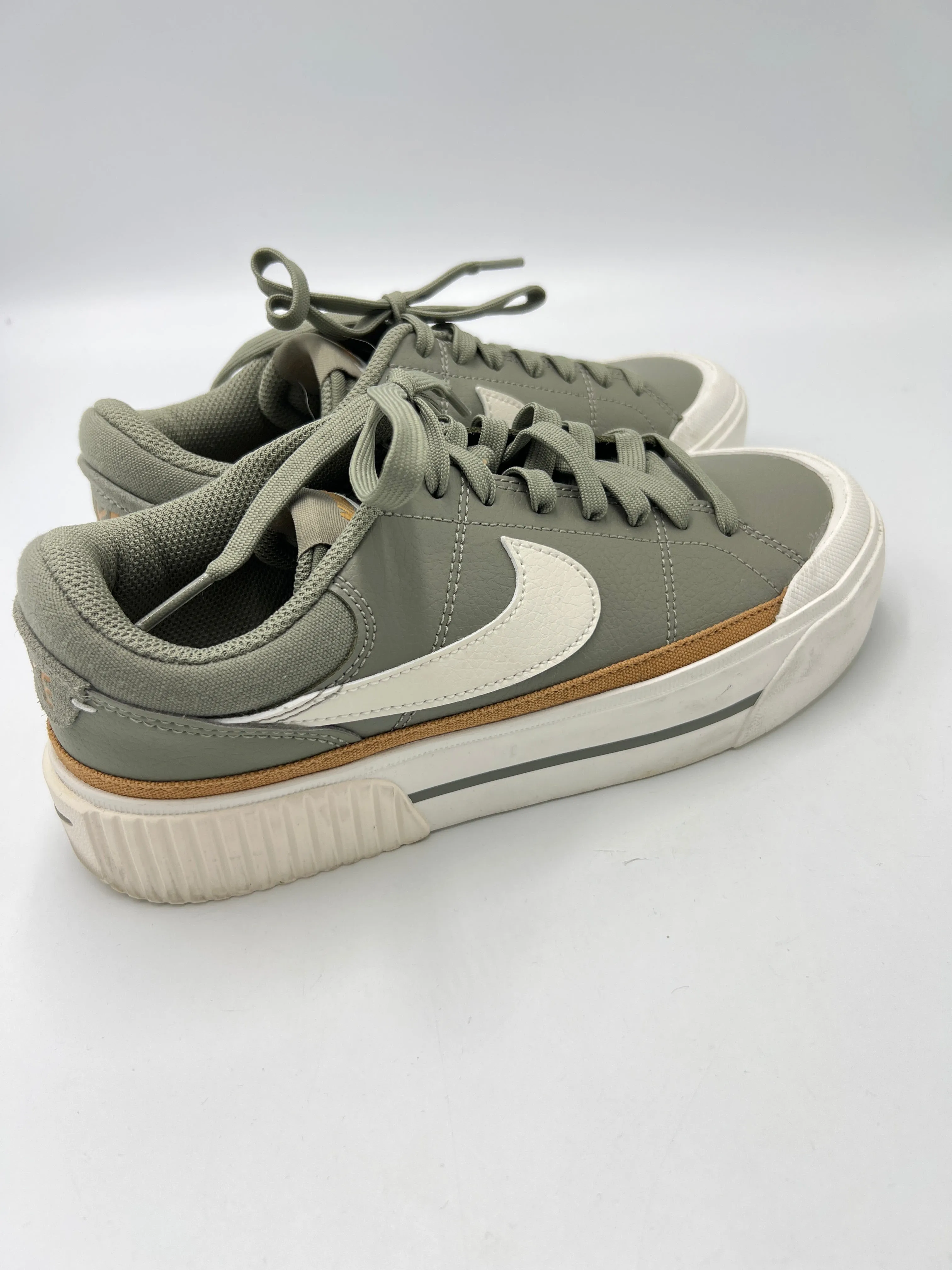 Shoes Athletic By Nike  Size: 7 nike