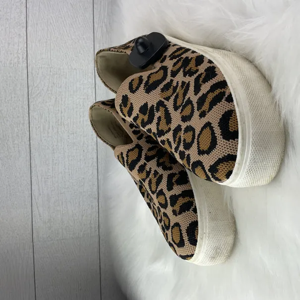 Shoes Flats By Steve Madden In Animal Print, Size: 7.5 steve madden