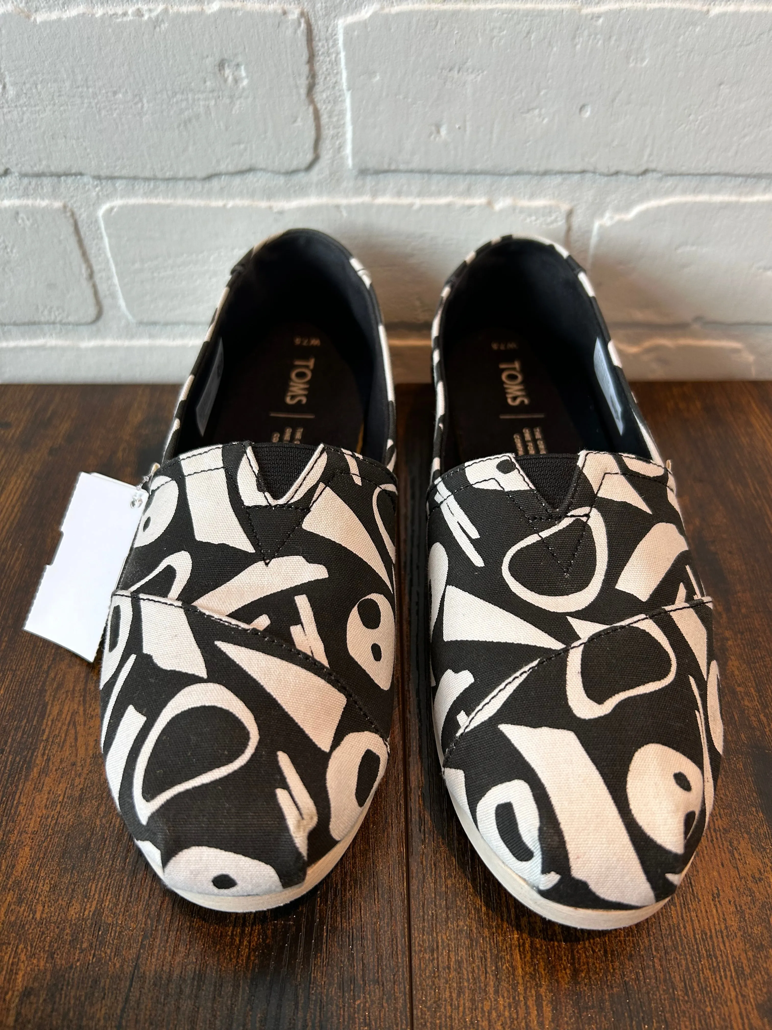 Shoes Flats By Toms  Size: 7.5 toms