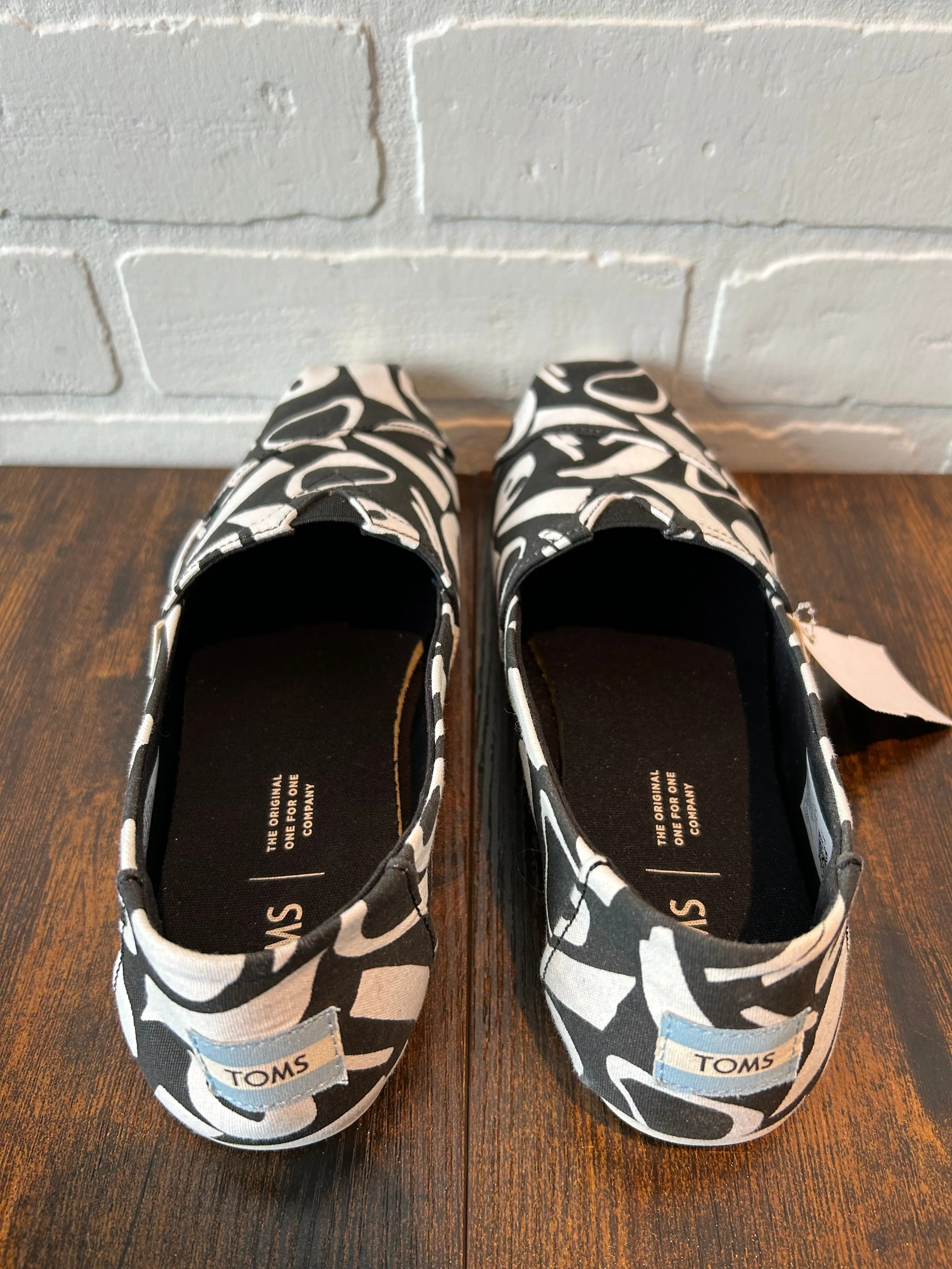 Shoes Flats By Toms  Size: 7.5 toms