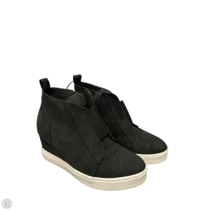 Shoes Sneakers By Clothes Mentor In Black, Size: 7.5