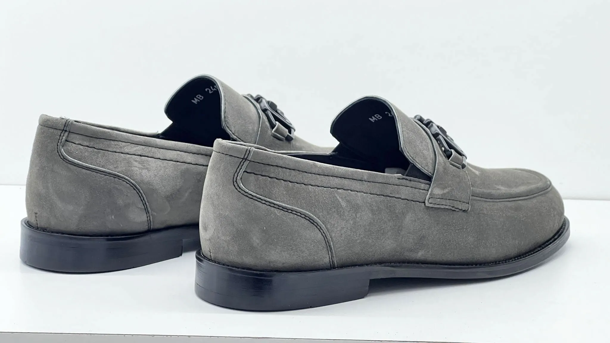 Style: 24027-Grey